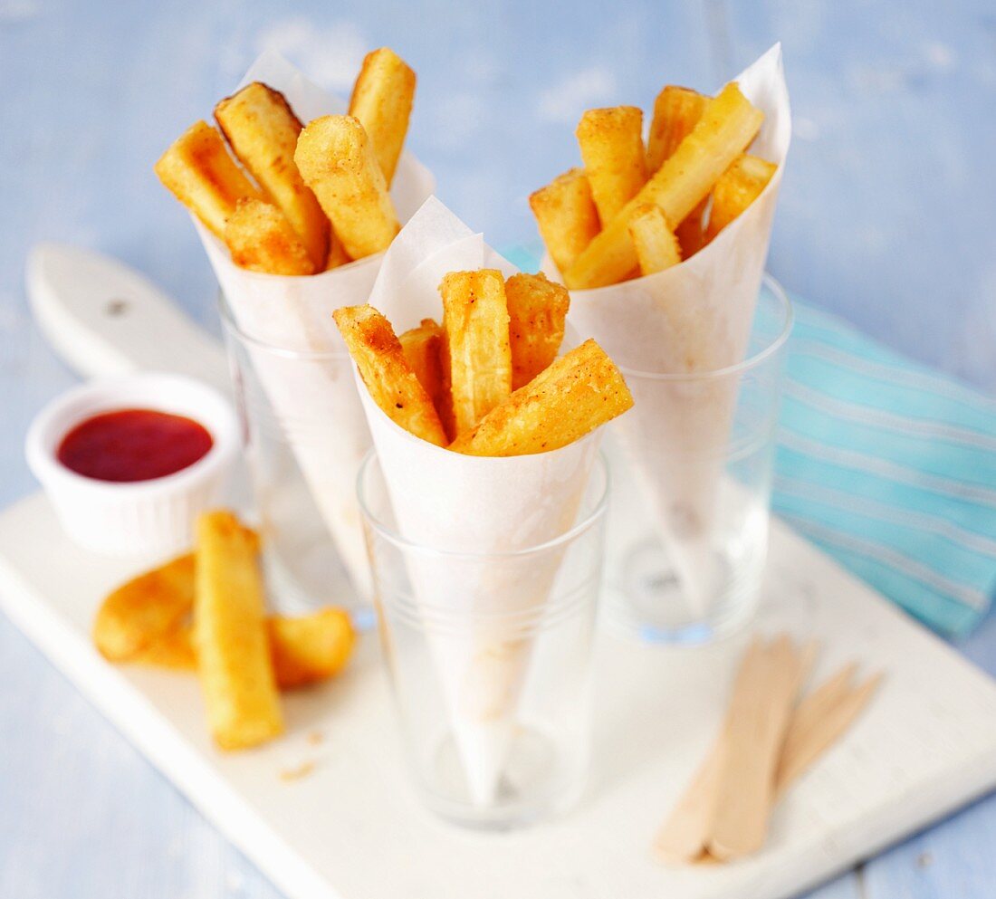 Fried parsnip chips