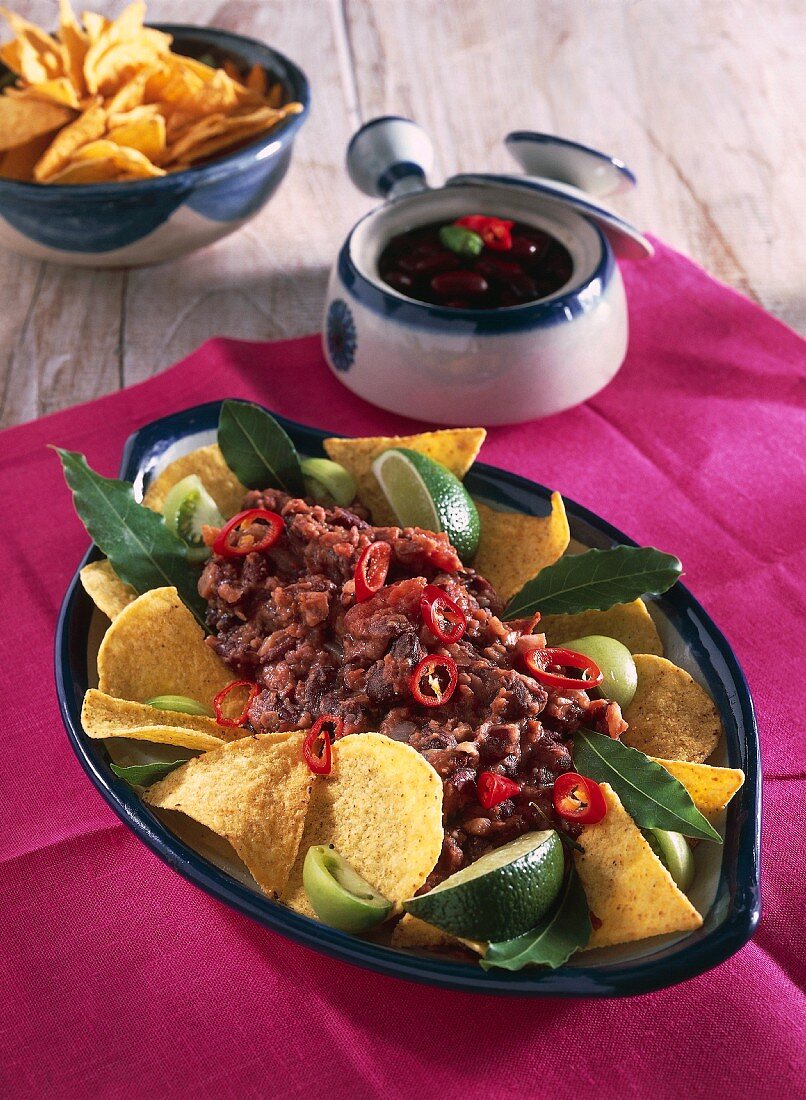 Bean sauce with tortilla chips (Mexico)