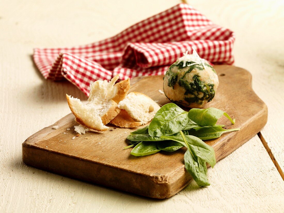 Spinach dumplings with ingredients