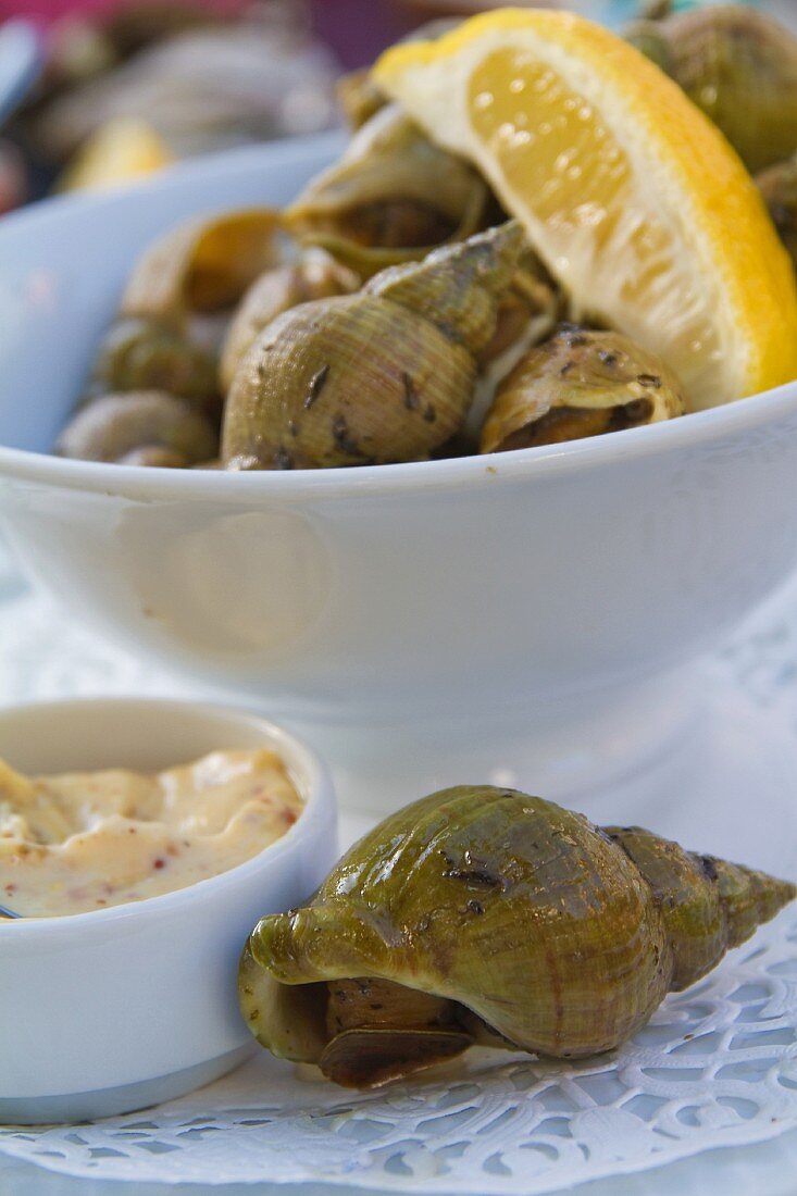 Wellhornschnecken mit Mayonnaise