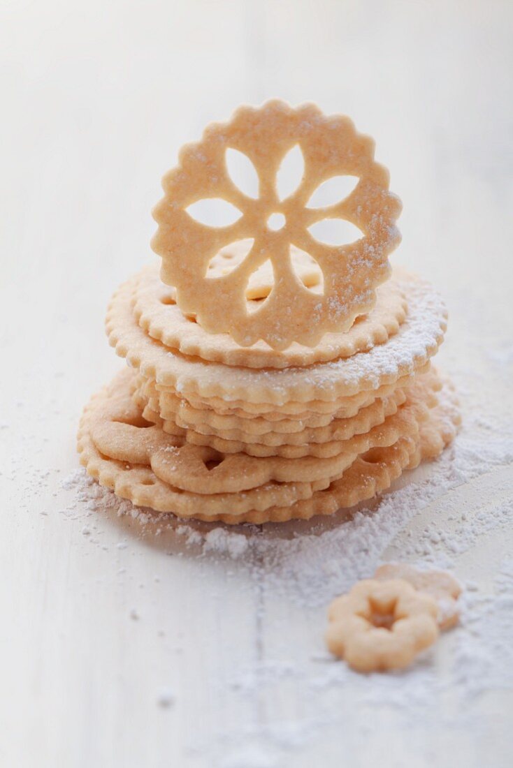 A stack of lace biscuits