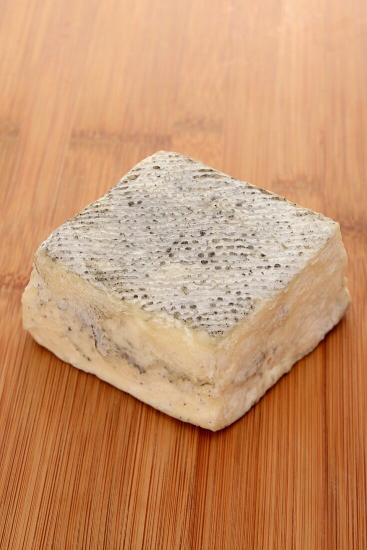 Chevre Frais (goat's cream cheese, France)