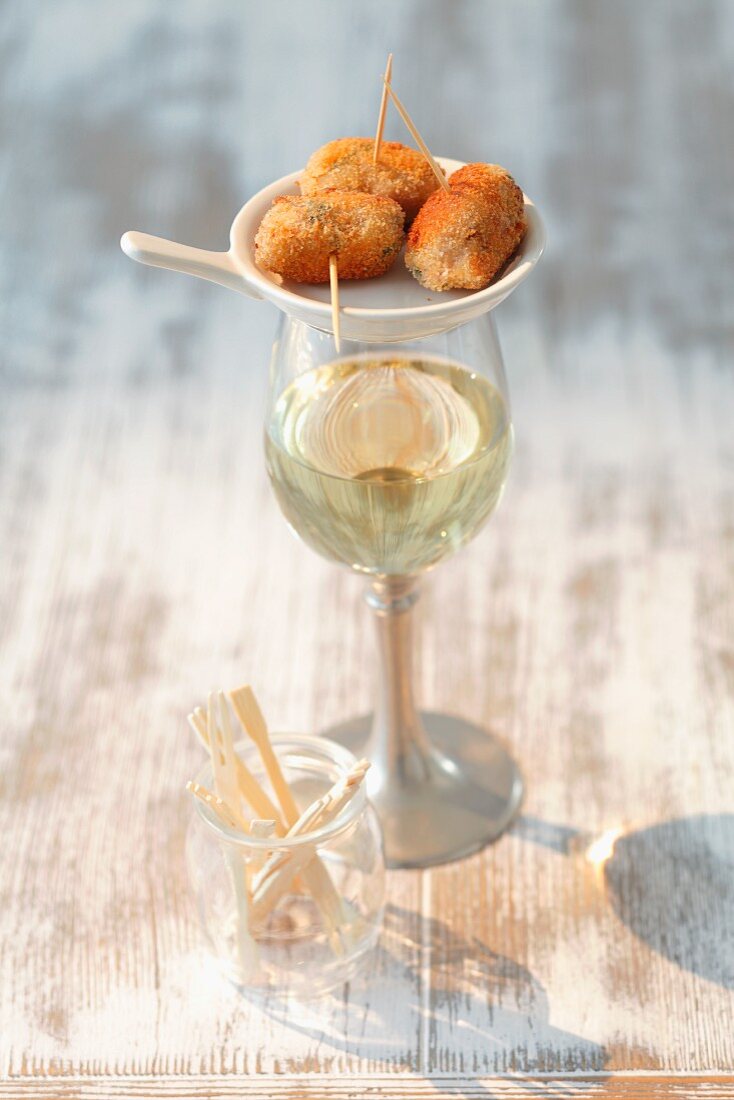 Croquetas de jamon (Schinkenkroketten, Spanien)