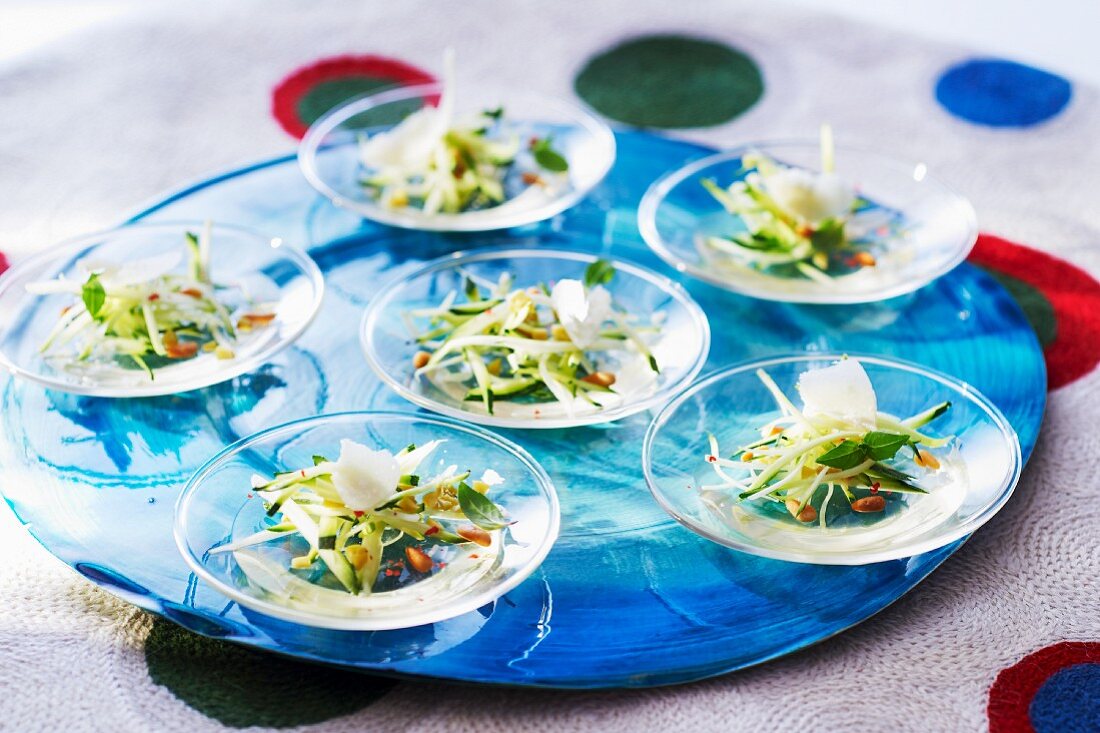 Courgette salad with wine jelly and pine nuts