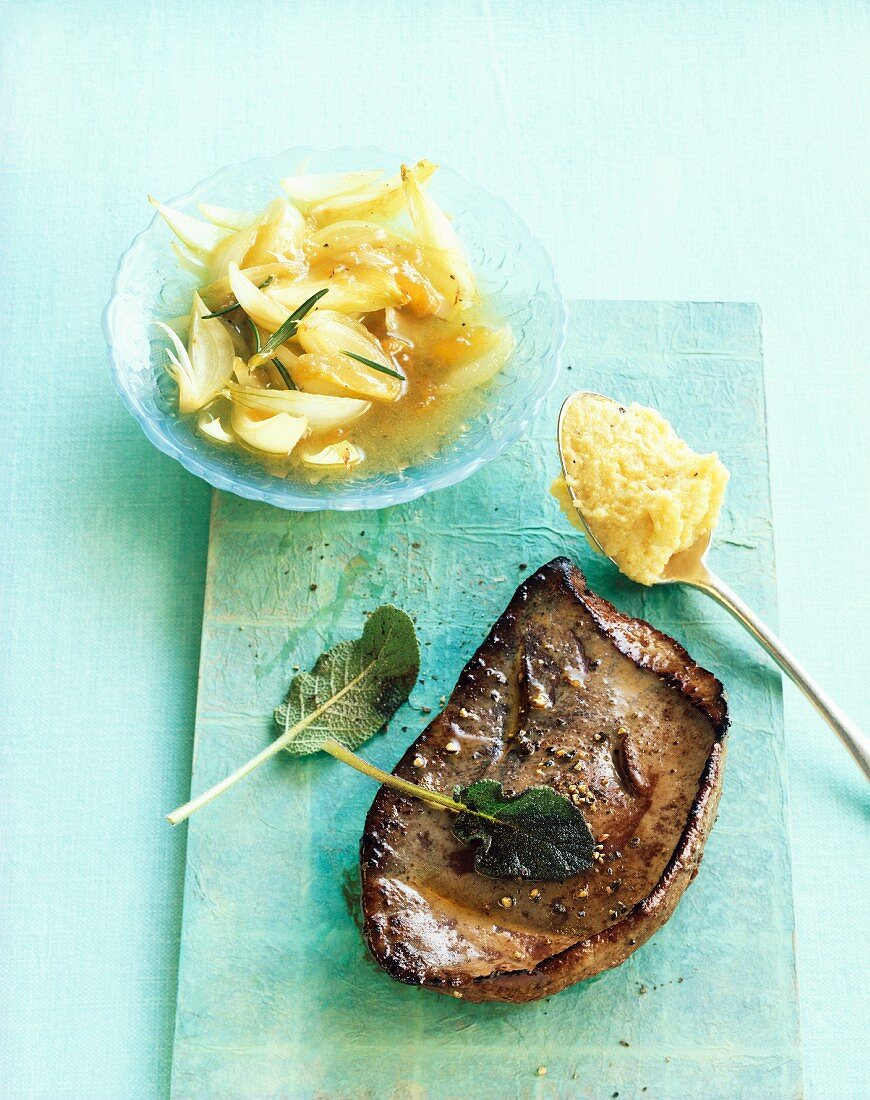 Fegato con la salvia (calf's liver with sage and mashed potato)