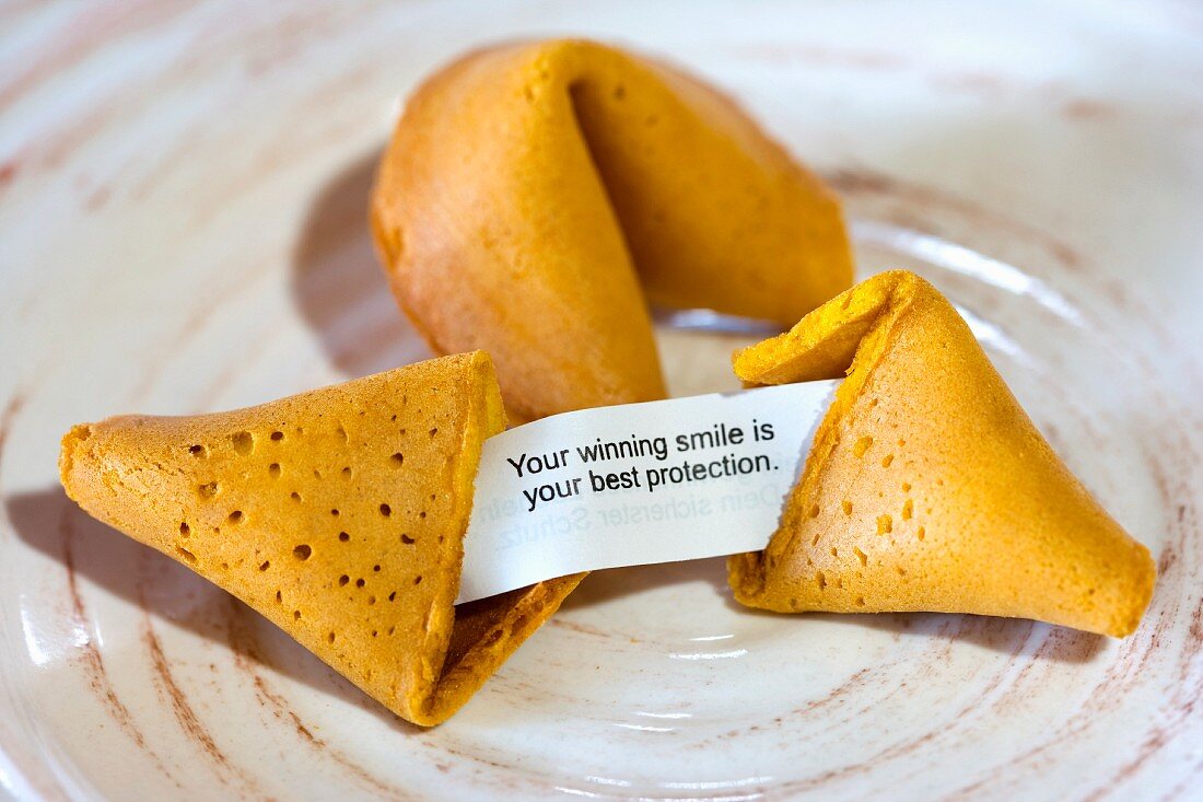 Fortune cookies with a message
