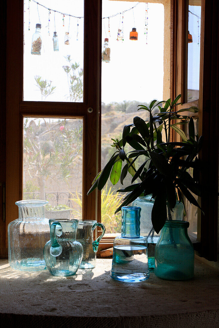 White and blue glass vessels