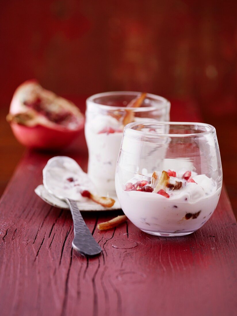 Date and pomegranate quark