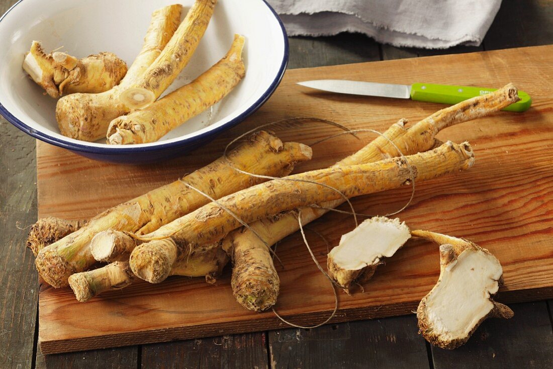 Fresh horseradish roots