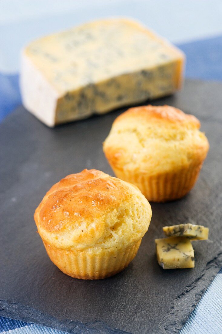 Muffins mit Blauschimmelkäse