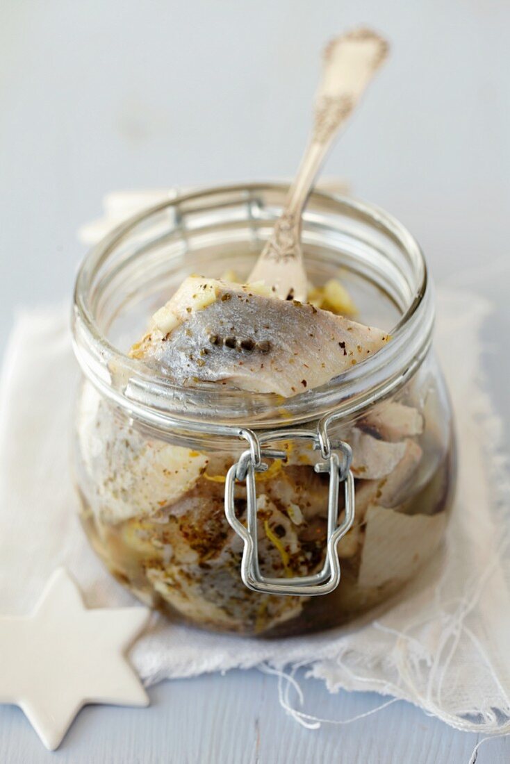 Pickled herring with garlic and marjoram (Christmassy)