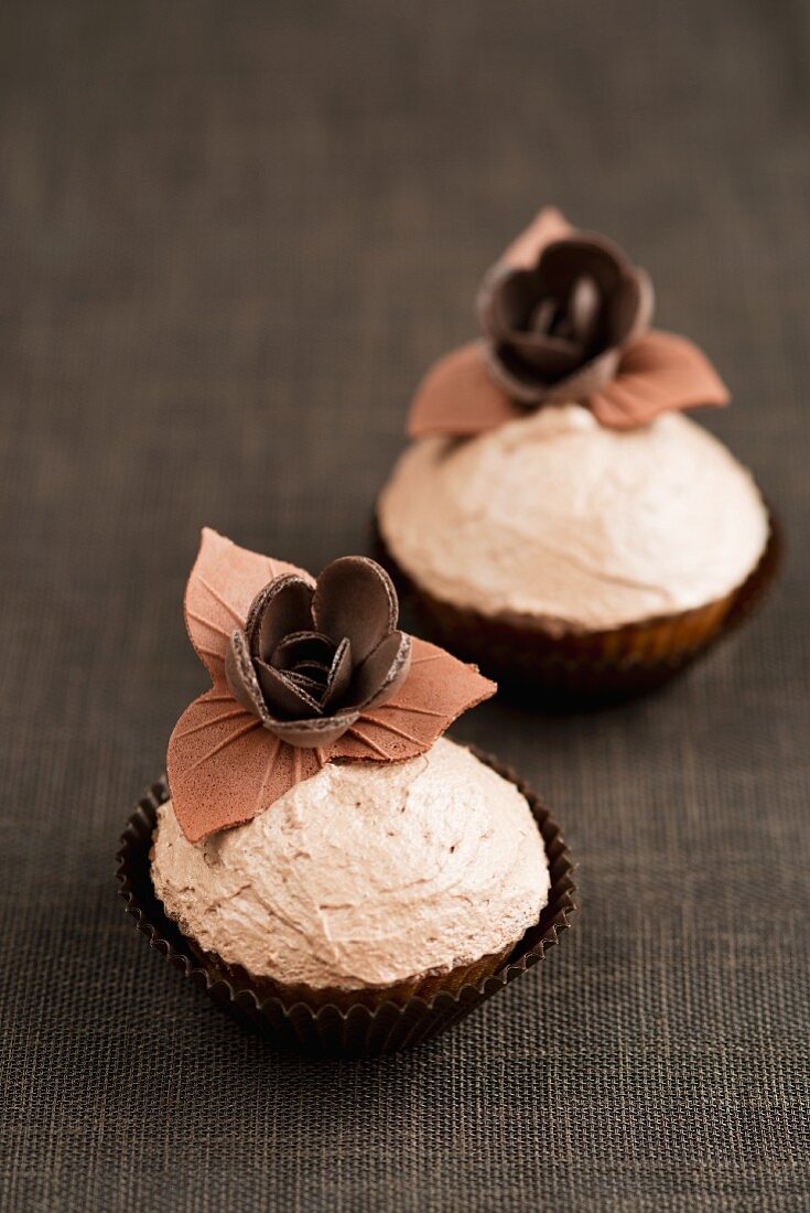 Cupcakes mit Blütenverzierung