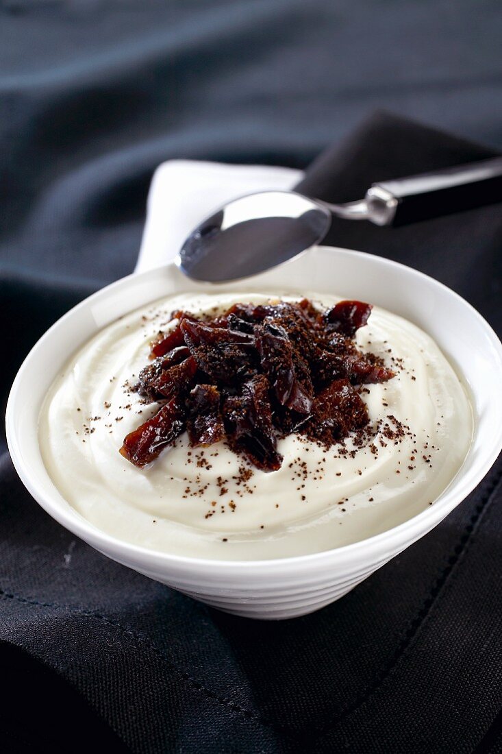 Cream cheese with prunes
