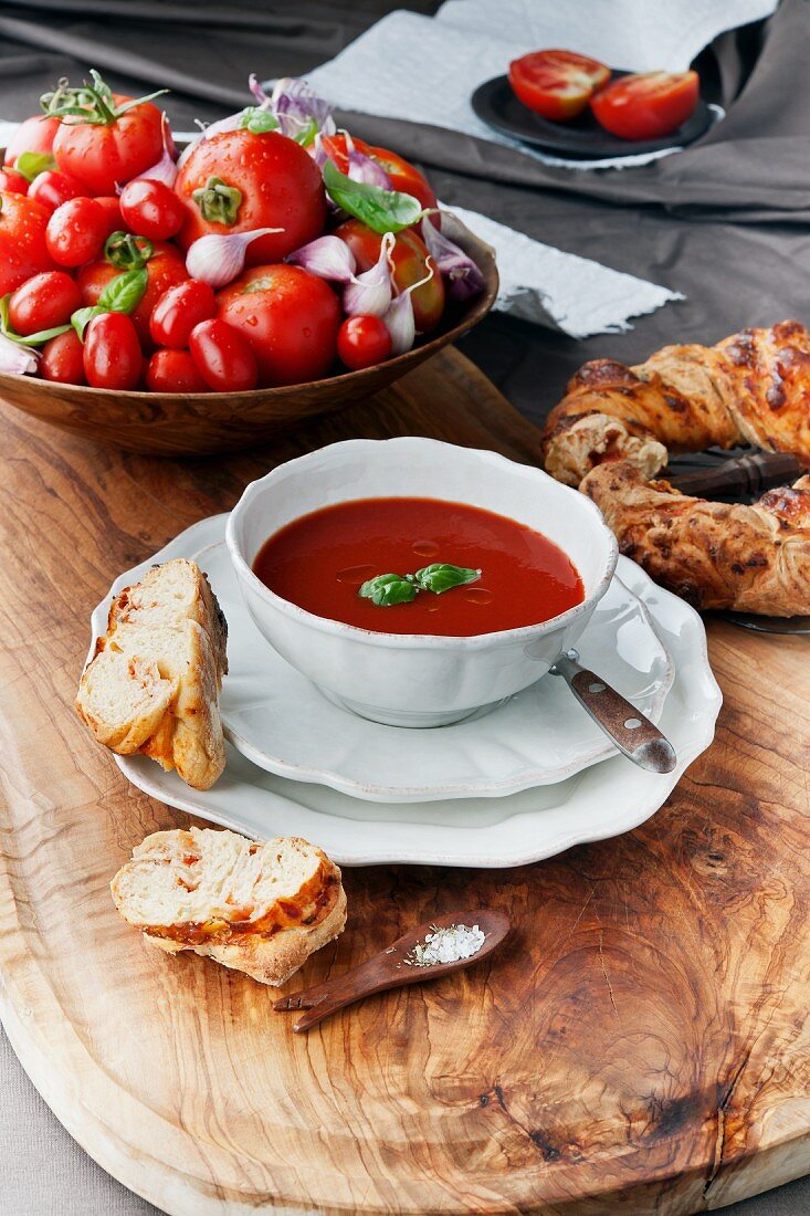 Soup made from baked tomatoes, served with tomato ring loaf
