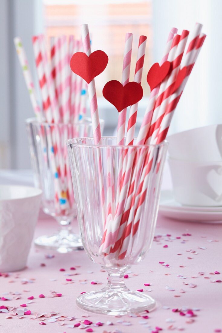 Straws decorated with paper hearts