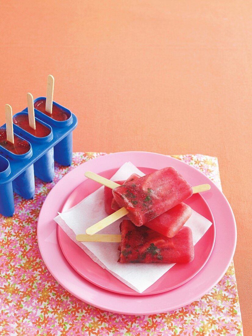 Watermelon, strawberry and mint ice lollies