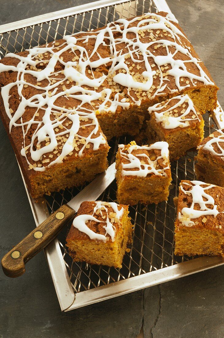 Vegetable and orange cake with sugar icing