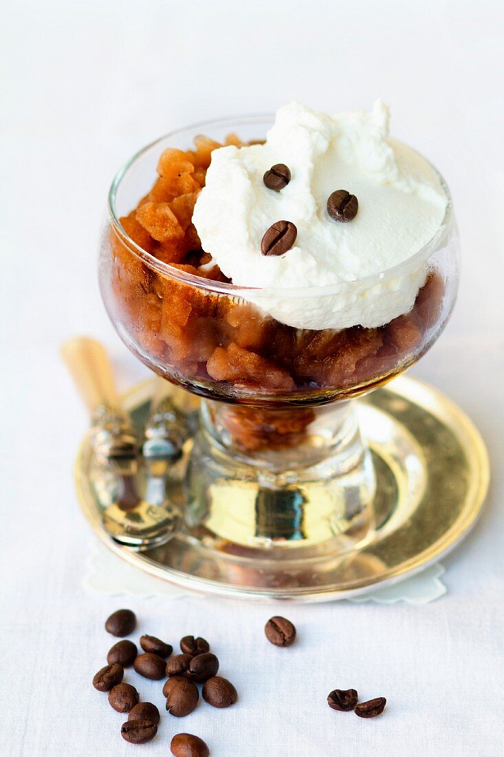 Granita di caffè (coffee granita with cream and coffee beans)