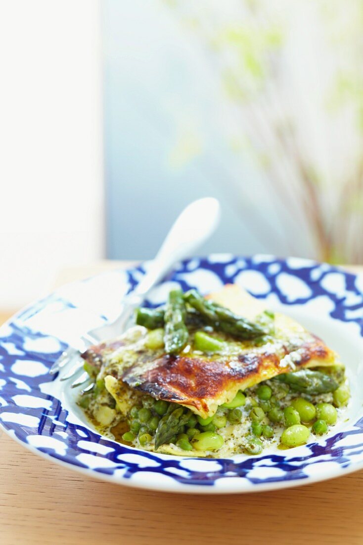 Asparagus lasagne with peas and beans