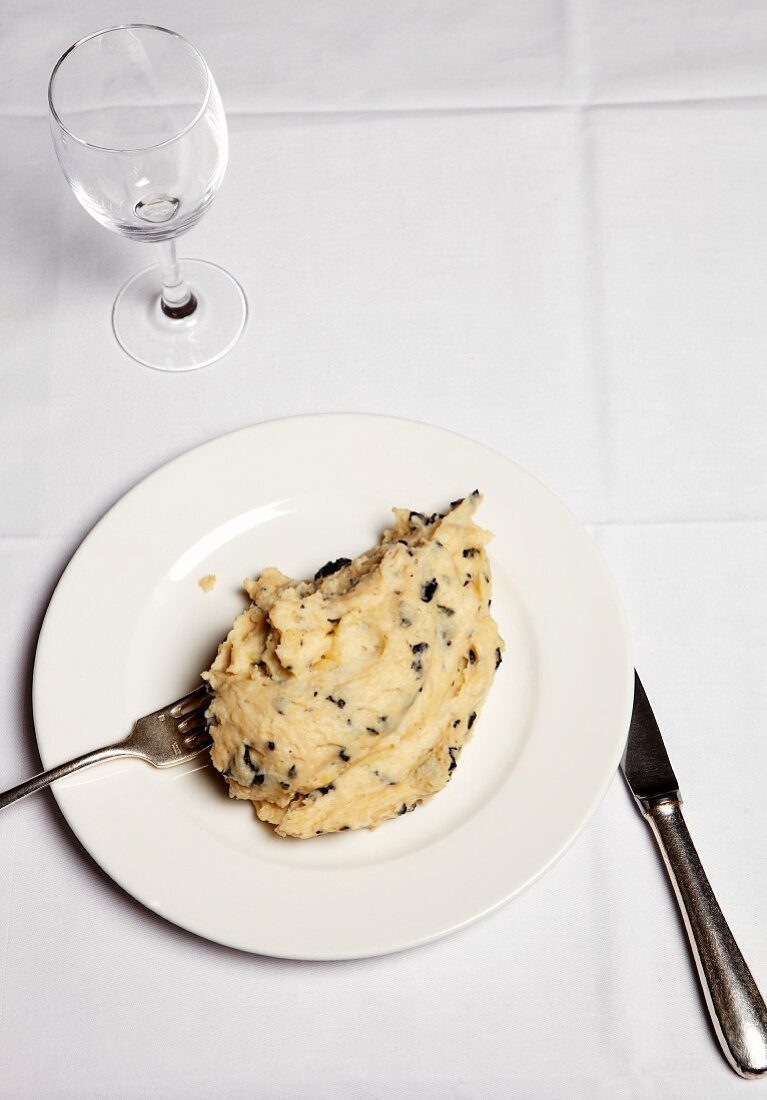 Mashed potatoes with truffles