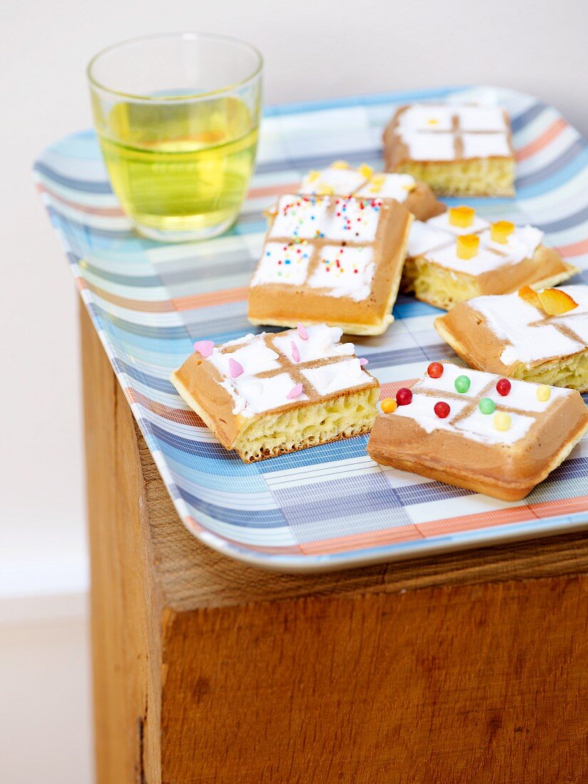 Käsekuchen-Waffeln mit Zuckerguss