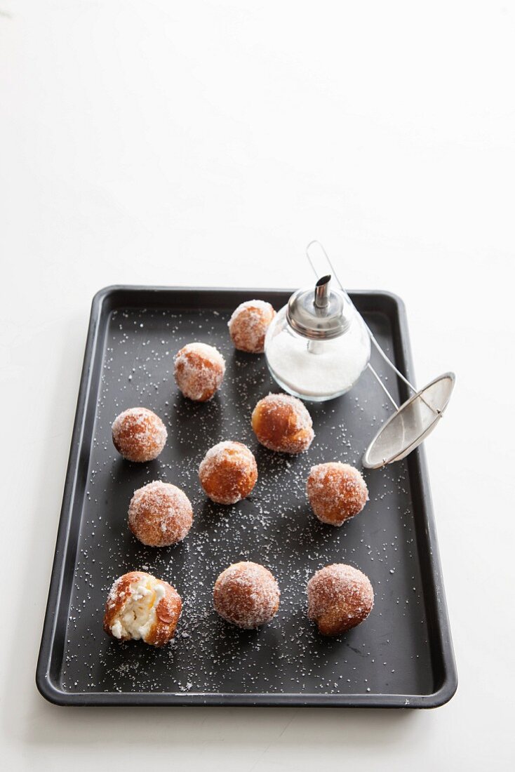 Mini doughnuts with sugar