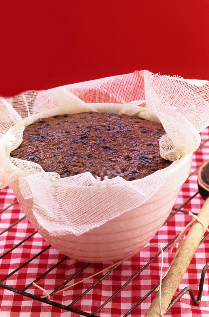 Classic steamed pudding (UK)