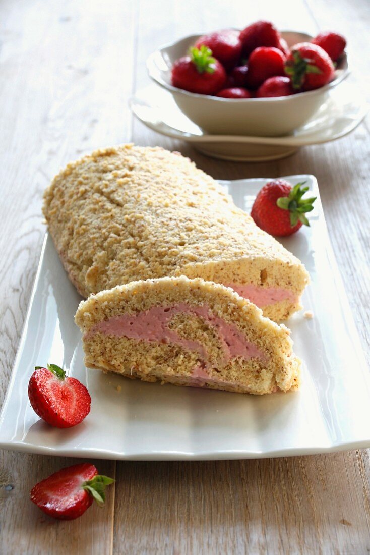 Almond roulade with strawberries