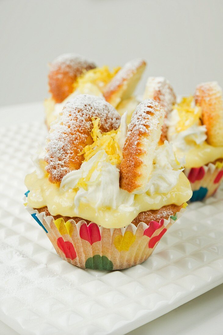 Cupcakes mit Zitrone und Sahne