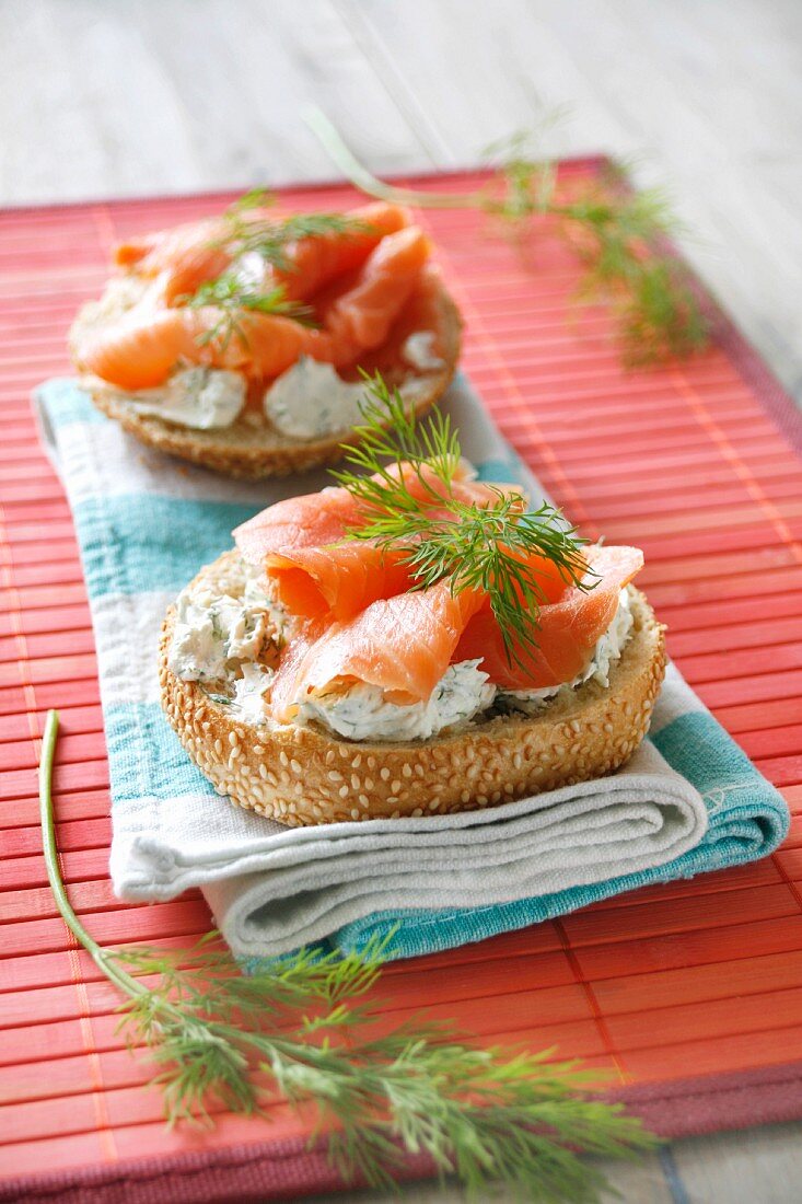 Sesame bagel with cream cheese and smoked salmon