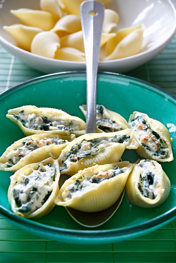 Large shell pasta filled with ricotta and spinach