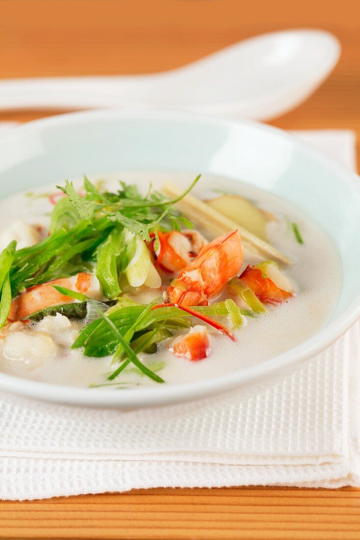 Coconut soup with prawns