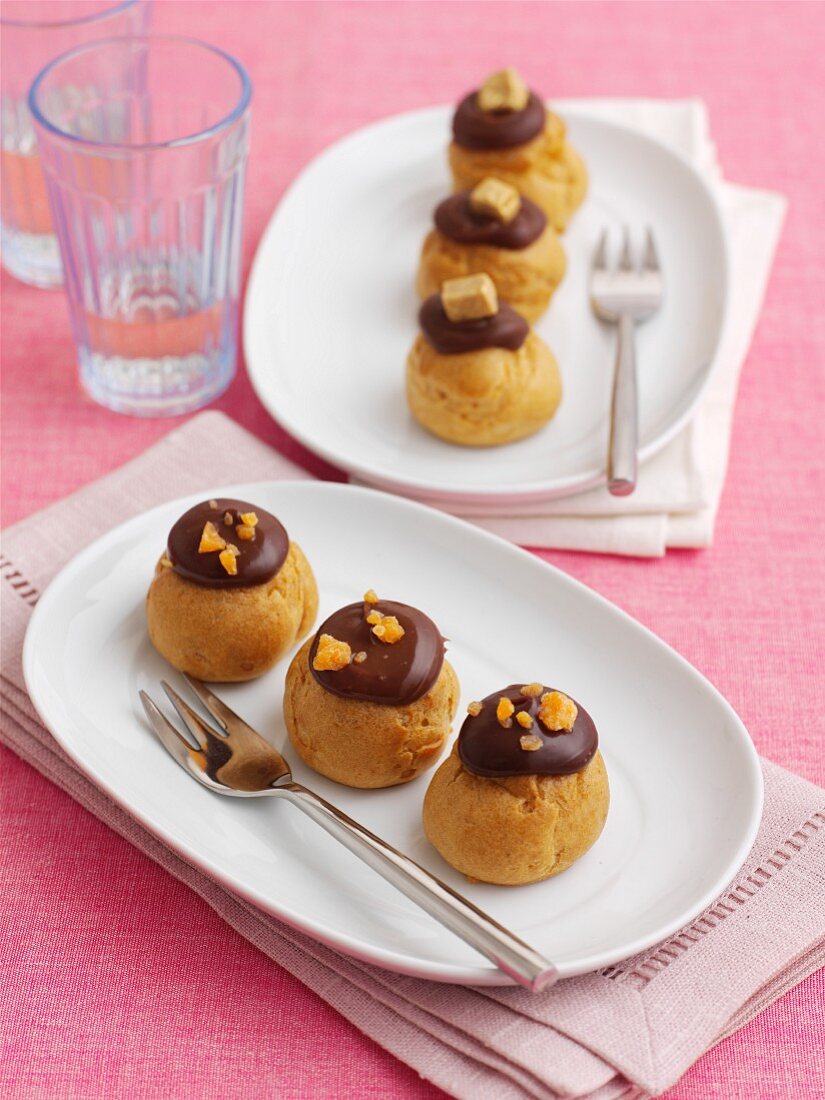 Profiteroles with chocolate icing