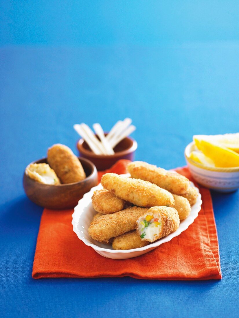 Croquettes with sweetcorn and prawns