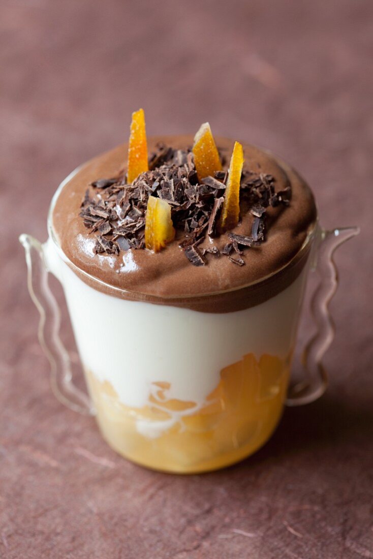 Chocolate mousse with confit of oranges