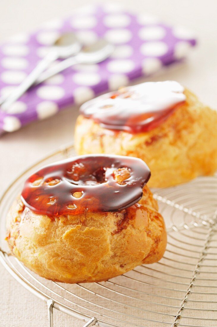 Profiteroles with caramel