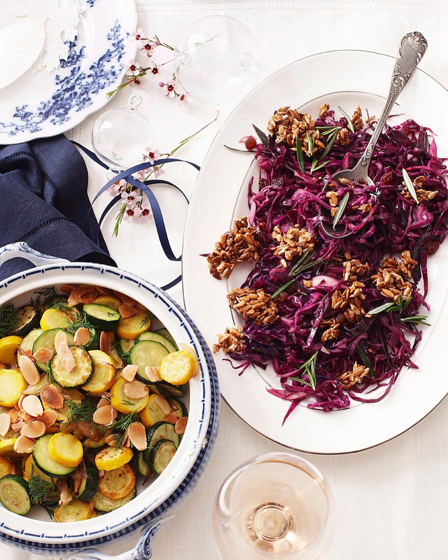 Fried courgettes, and red cabbage with crunchy sunflower seeds
