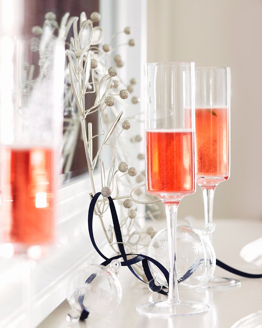 Champagne Cosmo (cocktail with cranberry juice and champagne)