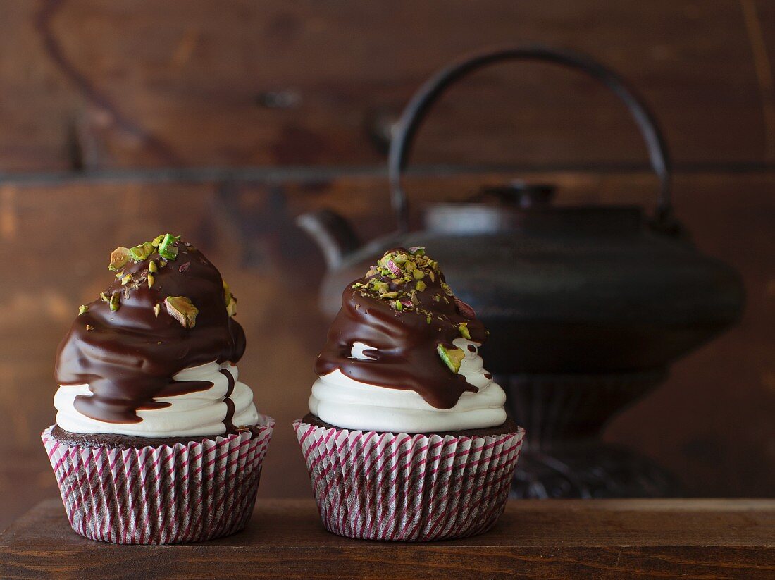 Coffee cupcakes with Irish Cream liqueur and marshmallow topping