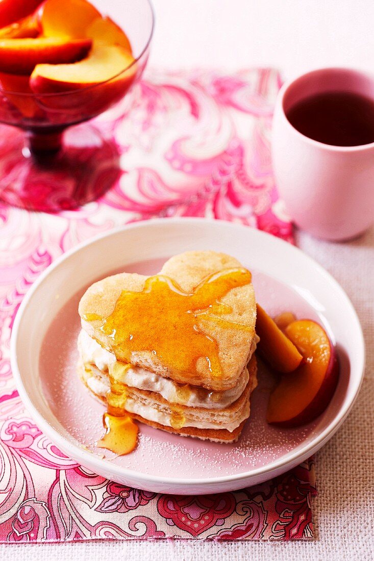 Cinnamon and ricotta pikelets with maple syrup