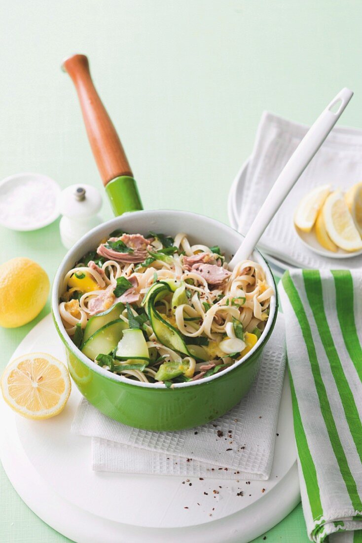 Ribbon pasta with tuna and courgettes