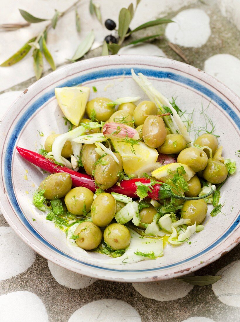 Marinated olives with fennel and lemon