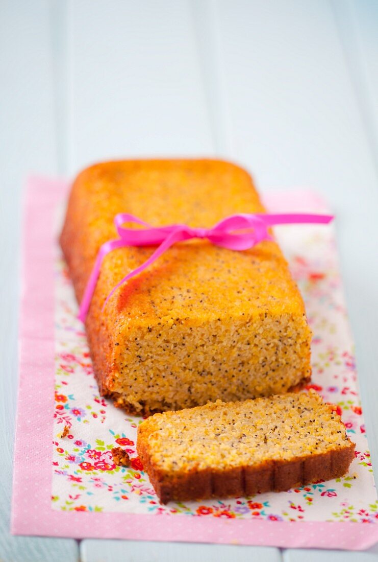 Gluten-free lemon cake with poppy seeds, as a gift