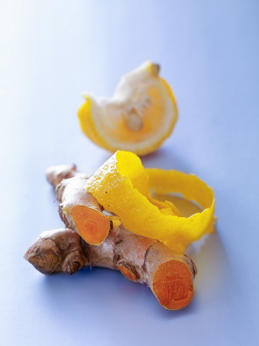 Yuzu with peel and turmeric root