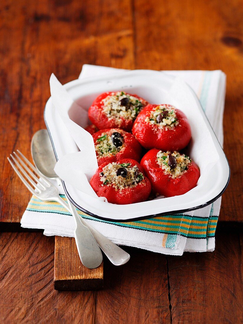 Stuffed red capisicum peppers