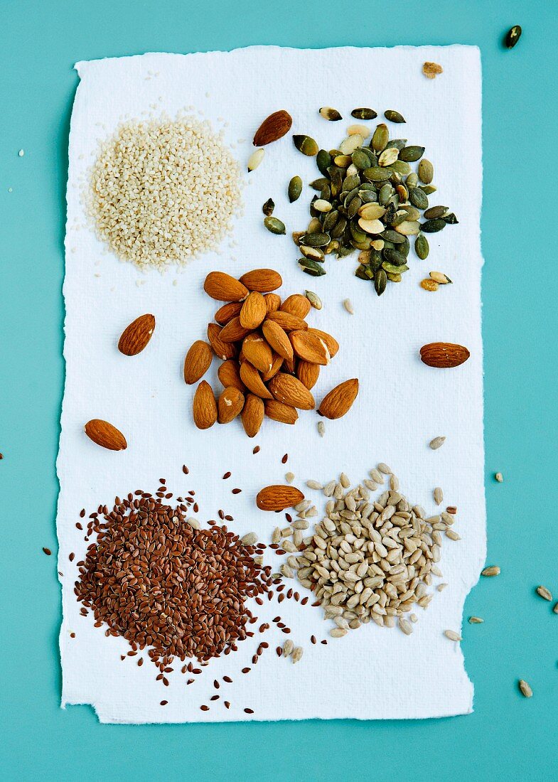Flax seeds, pumpkin seeds, sunflower seeds and almonds