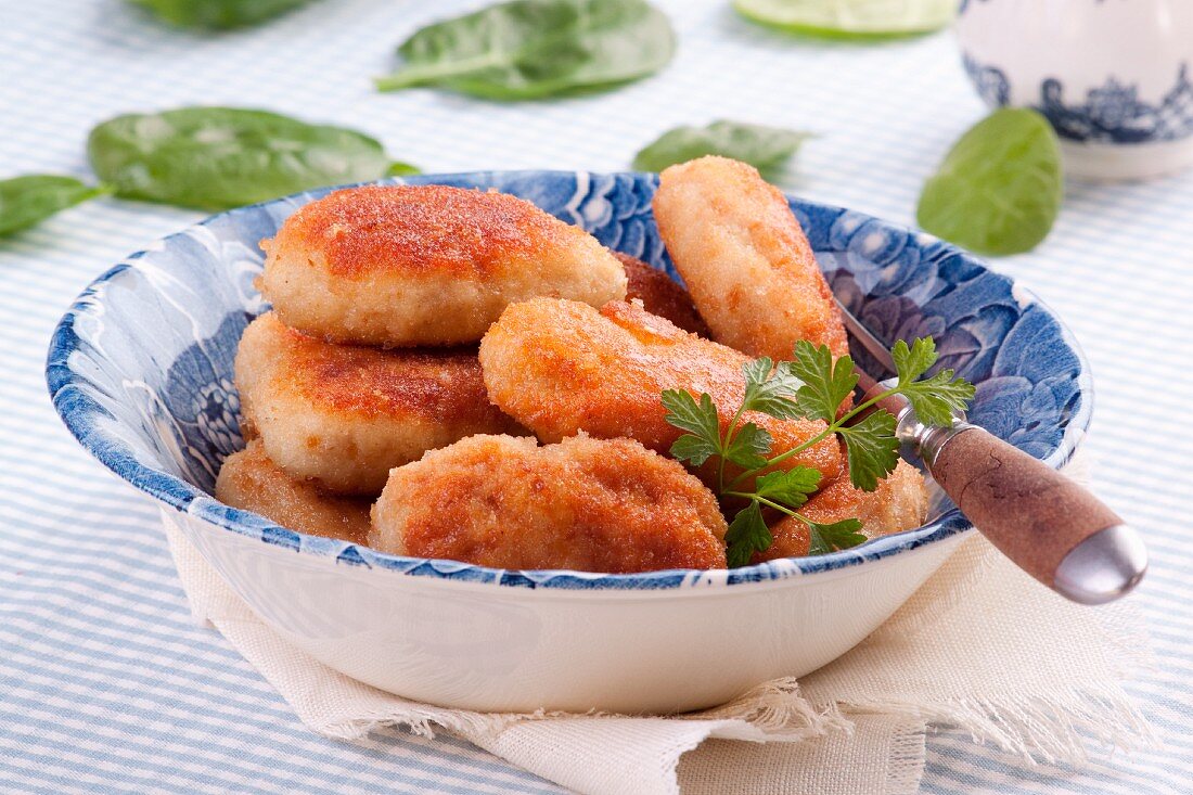 Breaded chicken nuggets in a bowl