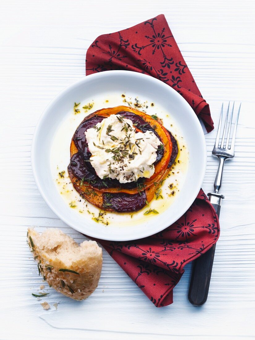 Squash gratin, red beets and goat cream cheese