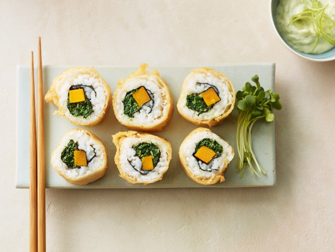 Baked maki sushi