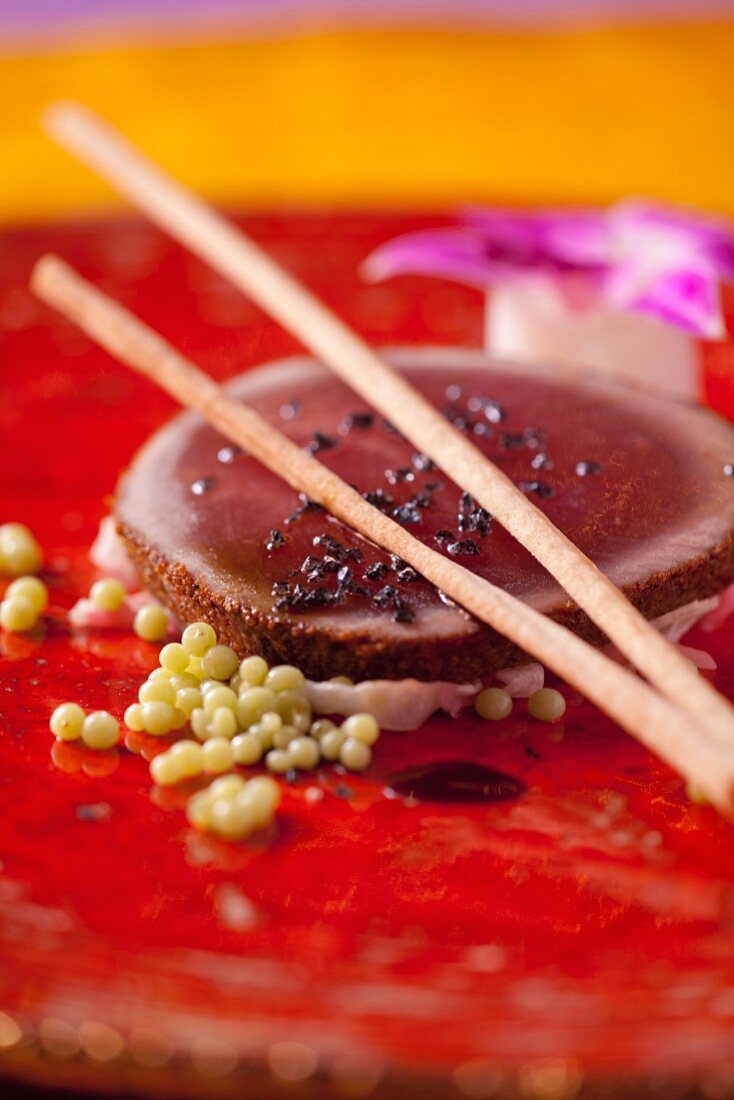 Marinated tuna with black salt - Fusion cuisine